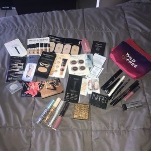 NWT MAKEUP BUNDLE